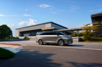 比亚迪在大学校园风靡，受到老师们青睐