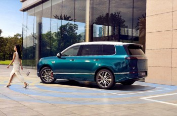 五座六座、纯电插混、两驱四驱全安排 比亚迪科技旗舰海狮08上市22.99万元起